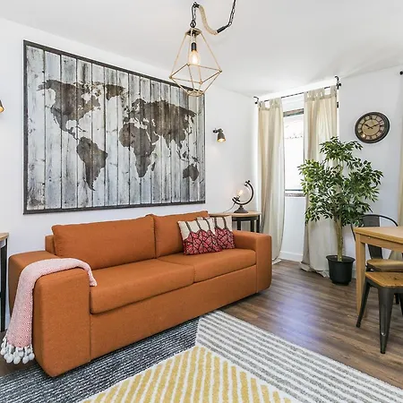 Apartman Lxway Aos Poiais